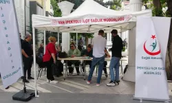 Van'da sigara ve obezite ile mücadele standı
