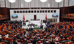 Siyasi partiler bugün bayramlaşacak