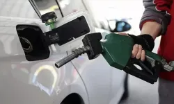 Benzine zam geldi