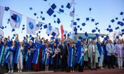 Van YYÜ’de mezuniyet coşkusu