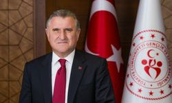 Bakan Bak Vanspor'u tebrik etti