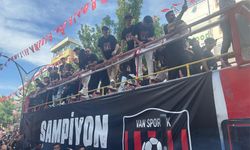 Vanspor’dan şampiyonluk turu