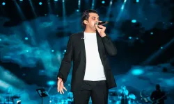 Bayhan Van'da hayranlarıyla buluştu