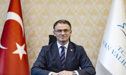 Van Valisi Dr. Ozan Balcı Kimdir?