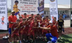 Van’da futbol şenliği başladı