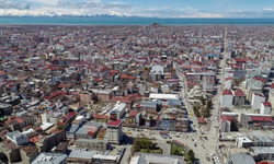 Van Büyükşehir Belediyesi 47 taşınmazı satılığa çıkardı