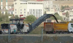 Van Ferit Melen Havalimanında pist sökme çalışmaları başladı