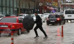 Van’a sağanak yağışlar geliyor! Hava sıcaklıkları da düşecek