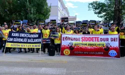 Van'da okuldaki saldırı protesto edildi