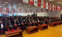 CHP Van’da olağan il kongresi gerçekleştirdi! Bedirhanoğlu yeniden başkan