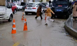 Yağış sonrası Van’da bildik manzaralar!