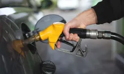 Akaryakıta büyük zam geldi