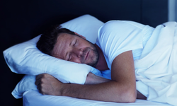 Daha iyi uyumak için basit yöntemler: Uykunuzu düzene sokun