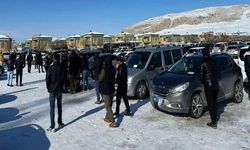 Van Açık Oto Pazarı boş kaldı: Alan yok, bakan çok