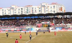 Van’da Gecenin Sahibi Vanspor! Çorum FK’ya 3’lük Tarife