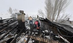 Van’da çatı yangını