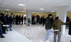 Van’da ‘APP plaka’ yoğunluğu sürüyor! İşte plaka basım ve noter ücreti