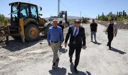 Elmalık Yolunda Çalışmalar Devam Ediyor