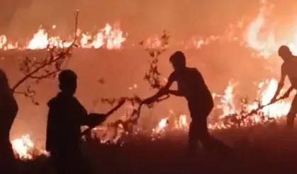 Hakkari-Van Sınırında Korkutan Yangın