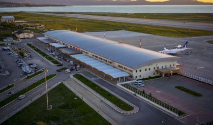 Van Ferit Melen Havalimanı ne zaman yapıldı?