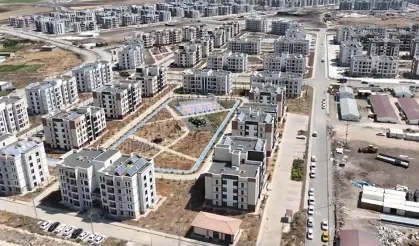 Asrın inşa seferberliği ile deprem bölgesi yeniden ayağa kaldırılıyor