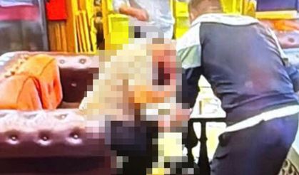 Kafede oturan adam başından vuruldu