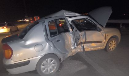 Tır ile otomobil çarpıştı: 2'si çocuk 6 kişi yaralandı