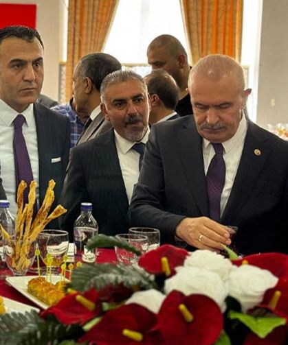 Van'da resmi bayramlaşma yapıldı