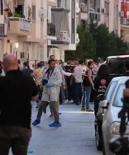 Polis merkezine silahlı saldırıda 2 polis şehit oldu, 1 polis yaralandı