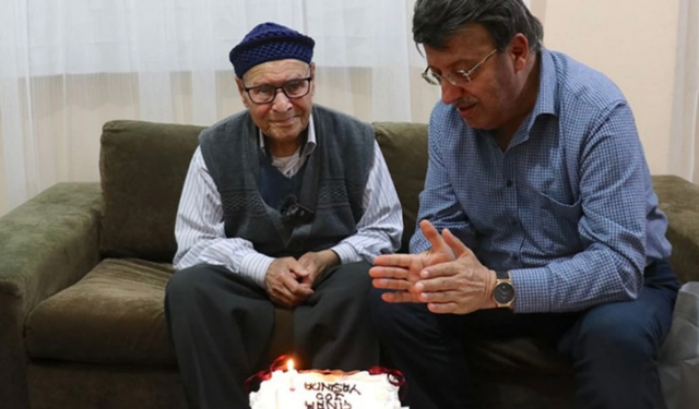 Van'da 100 yaşına giren o isme doğum günü süprizi