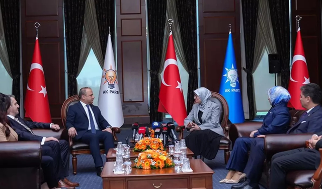 AK Parti'nin bayram programın’da 3 parti ziyaret edilmeyecek