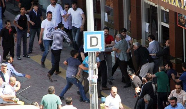İki grup arasında kavga: 3 yaralı