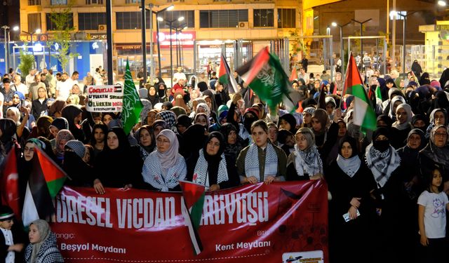 Van'da İsrail'in İran'a ve Gazze'ye yönelik saldırıları protesto edildi
