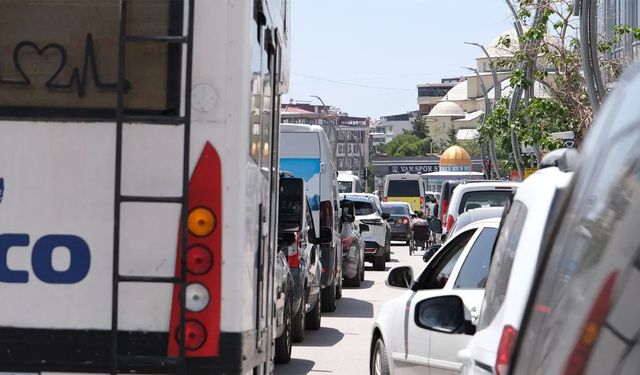Van'da trafik çilesi bitmek bilmiyor