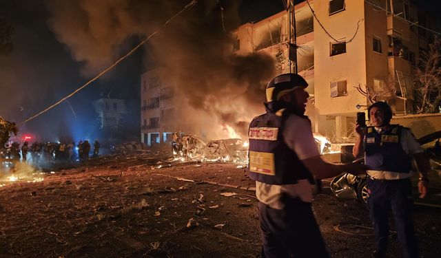 İsrail, İran’ın karadan karaya füze üslerine saldırılar düzenliyor