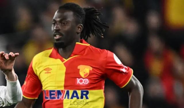 Van Spor yeni transferini duyurdu!