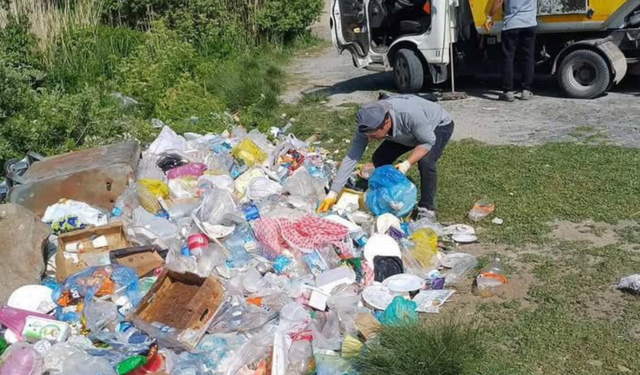Nemrut Kalderası çöpten geçilmiyor; Aktivistlerden Piknik Yasağı Çağrısı