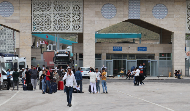 Van’a gelen İranlı turistlerden İsrail'e tepki