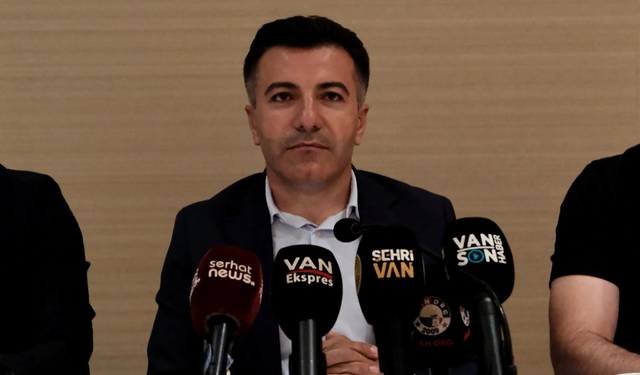 Van Spor FK Başkanı Erol Temel’den adaylık açıklaması