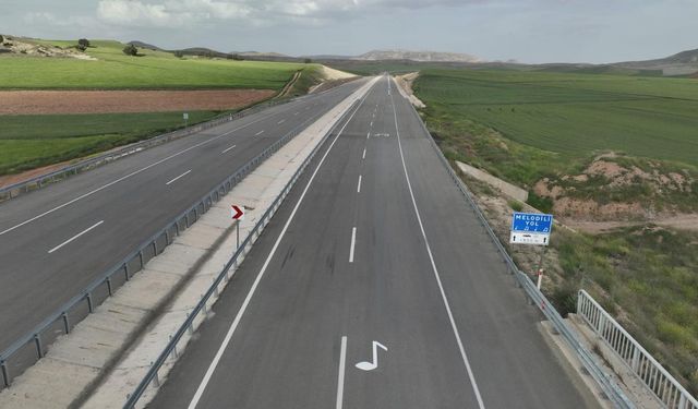 Melodili yolda sıra Mehter Marşı'nda