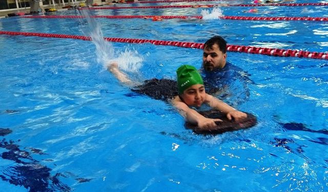 Van'da olimpik yüzme havuzuna yoğun İlgi