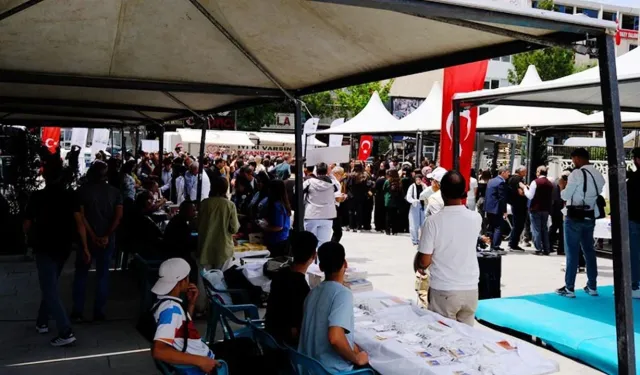 2. Van Yerel Kitap Fuarı kapılarını açtı
