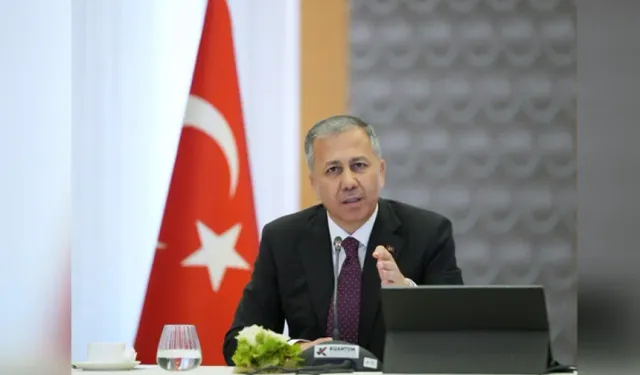 Bakan Yerlikaya duyurdu! Tribünlerde yeni dönem