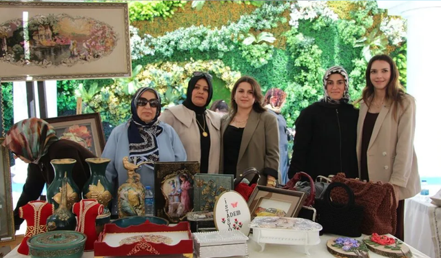 Tuşba’daki Kadınlardan El Emeği Sergisi: Bedesten’de Büyük İlgi Gördü