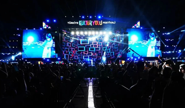 Kültür Yolu Festivali Van’da başladı: İşte ilk gün etkinlikleri