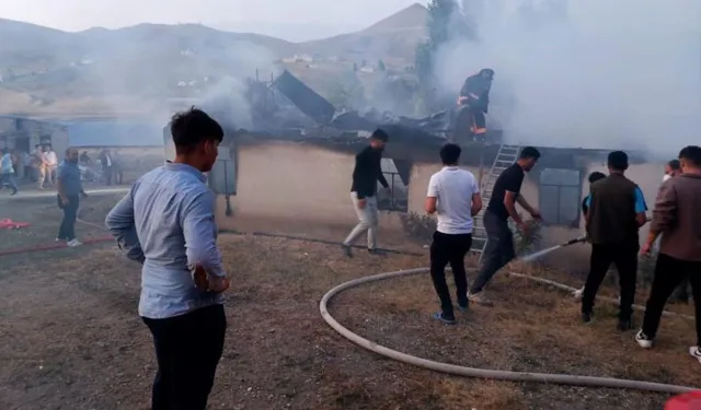 Van'da yangın maddi hasara yol açtı