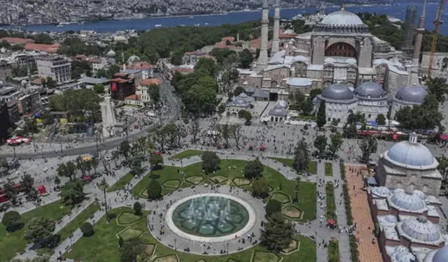 Yerli turistler yılın ilk çeyreğinde ne kadar harcama yaptı?