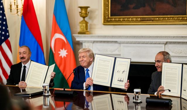 Azerbaycan ve Ermenistan arasında barış için imza atıldı: Türkiye'den açıklama geldi