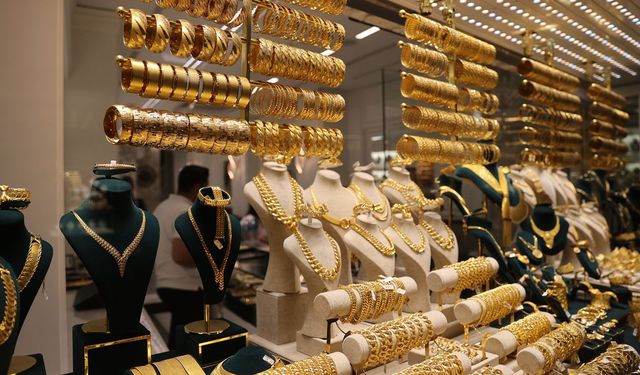 Gram altın rekor kırmaya devam ediyor