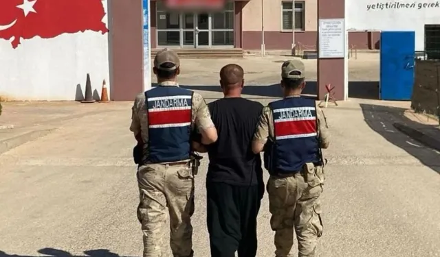 Van’da değişik suçlardan aranan 9 kişi tutuklandı